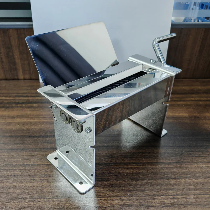 Commercial Manual Herbal Cutter Shredder Chopper Machine Tabletop Small Dry Red Chili Shredder Machine Food Shredder Machine