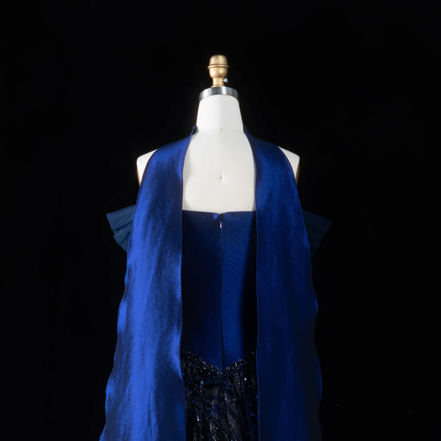 Sharon Said Dubai Luxuriöses, stark paillettenbesetztes, weinrotes, schulterfreies A-Linien-Abendkleid mit Schal, formelles Partykleid für Damen, SS652, maßgeschneidert – Detail 8