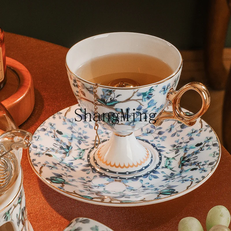 

Набор для послеобеденного чая: керамическая кофейная чашка с блюдцем из костяного фарфора, премиум-класса, элегантный дизайн.