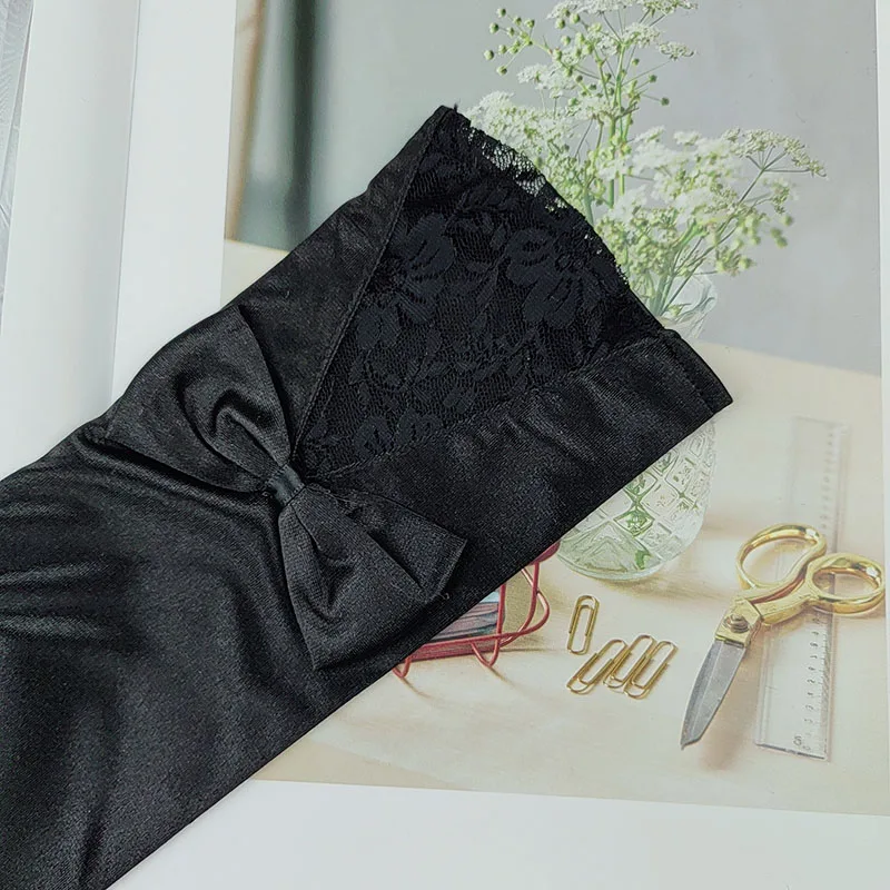 Guantes largos de encaje con lazo hueco de flor negra para mujer, Cosplay, Bola de maquillaje, etiqueta de cena, satén fino, Mangas de protección solar de verano, Sexy