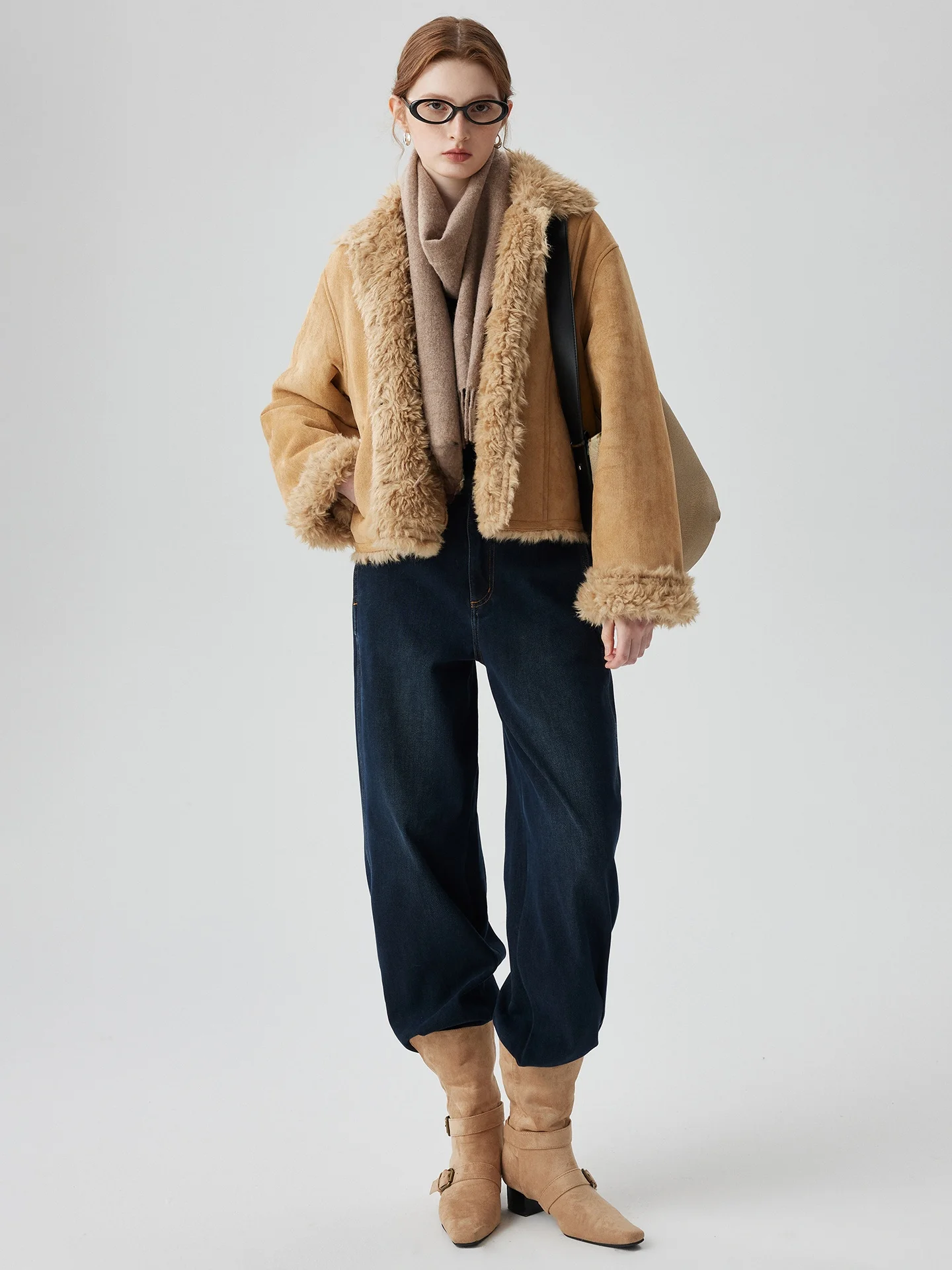 เสื้อโค้ทขนแกะสำหรับผู้หญิง Ele รุ่น Winter Coat n Sle ปกป้องสิ่งแวดล้อม ขนสังเคราะห์ ทรงตรง