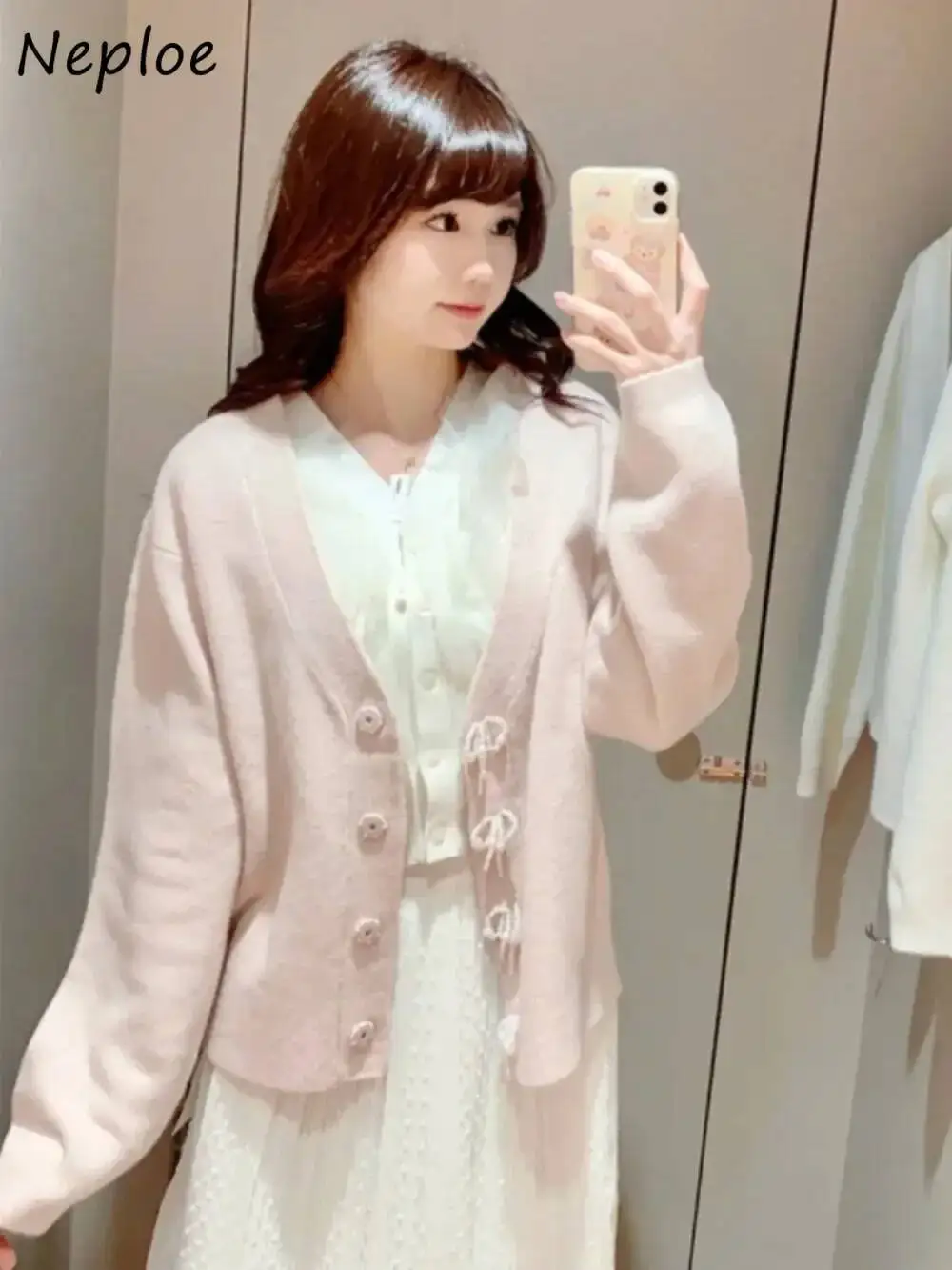 

Temperament V Neck Sweet Cardigan Long Sleeve Solid Bow Dia Elegant Jumper Japan Exquisite All-Match New Sweaters