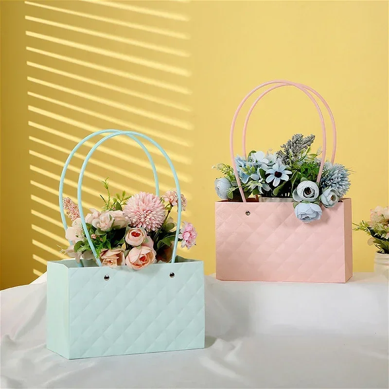 Macaron Lattice Flower Gift Bag Waterproof Bouquet Packaging Tote Bag Floral Handbag For Wedding Birthday Party Valentine's Day view 3