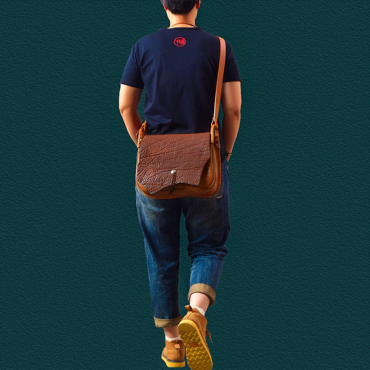 Vintage leisure luxury thick vegetable tanned cowhide men's shoulder bag travel designer handmade genuine leather crossbody bag