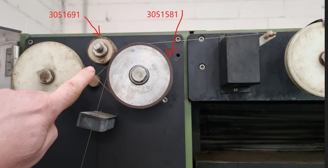 

A350,A500,AP150,AP330 Tension Roller 3050332,3051337,3051581 Urethane Roller. edm Roller Assy Urethane/Ceramic 3051691 Sodic