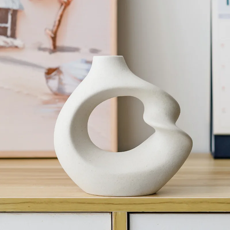 Modern Ceramic Distortion Vase Irregular Shaped Porcelain Art Design Flower Pitcher Interior Space Artwork Ornament Craft Decor