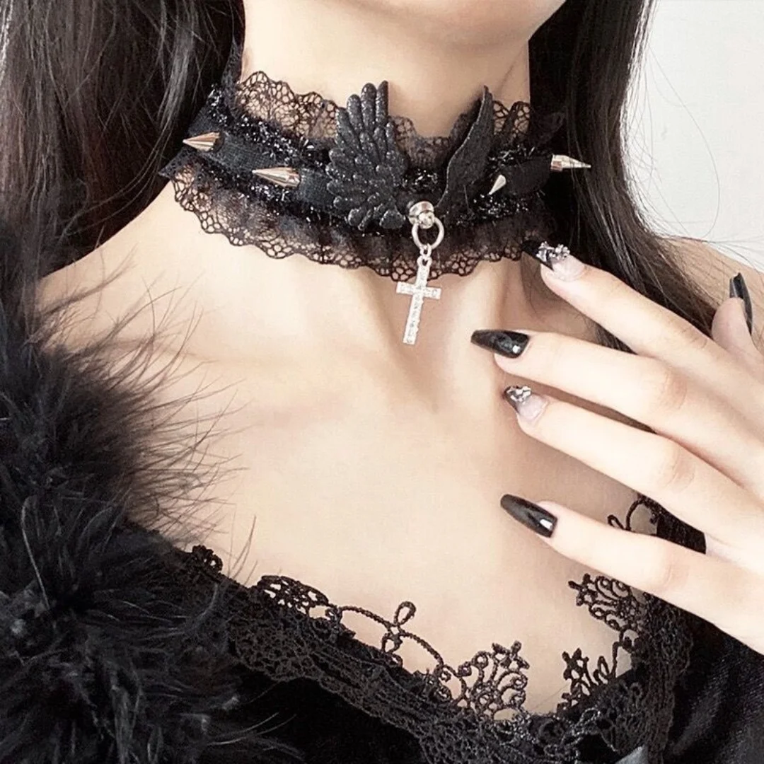 

DUTRIEUX Gothic Punk Romantic Angel Wings Pendant Necklace Sexy White Lace Rivet Cross Clavicle Chain Choker For Women Jewelry