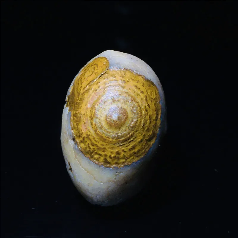 Natural Boutique Coin Stone Eye Stone Mongolian Beautiful Color Agate Alxa Gobi Beach Agate Original Stone Shape Satan's Eye