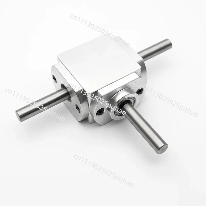 1:1 Transmission Gearbox 6MM 8MM 1M 20T Commutator Right Angle Spiral Bevel Gear Reduction Gearbox
