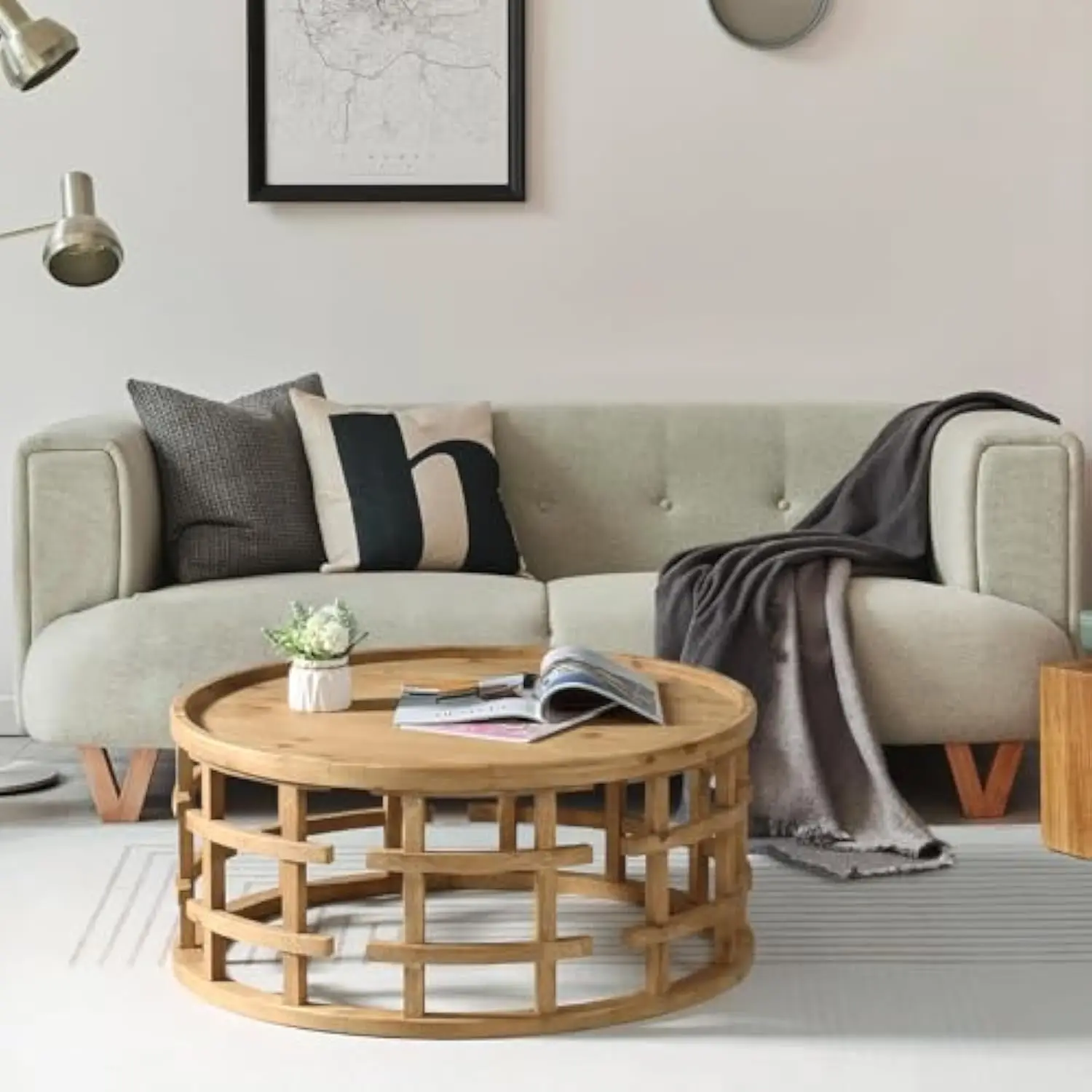 Farmhouse Round Coffee Table, French Country Sofa Tables,Rustic Soild Wood Finish with Openwork Pattern and Curved Frame Base,