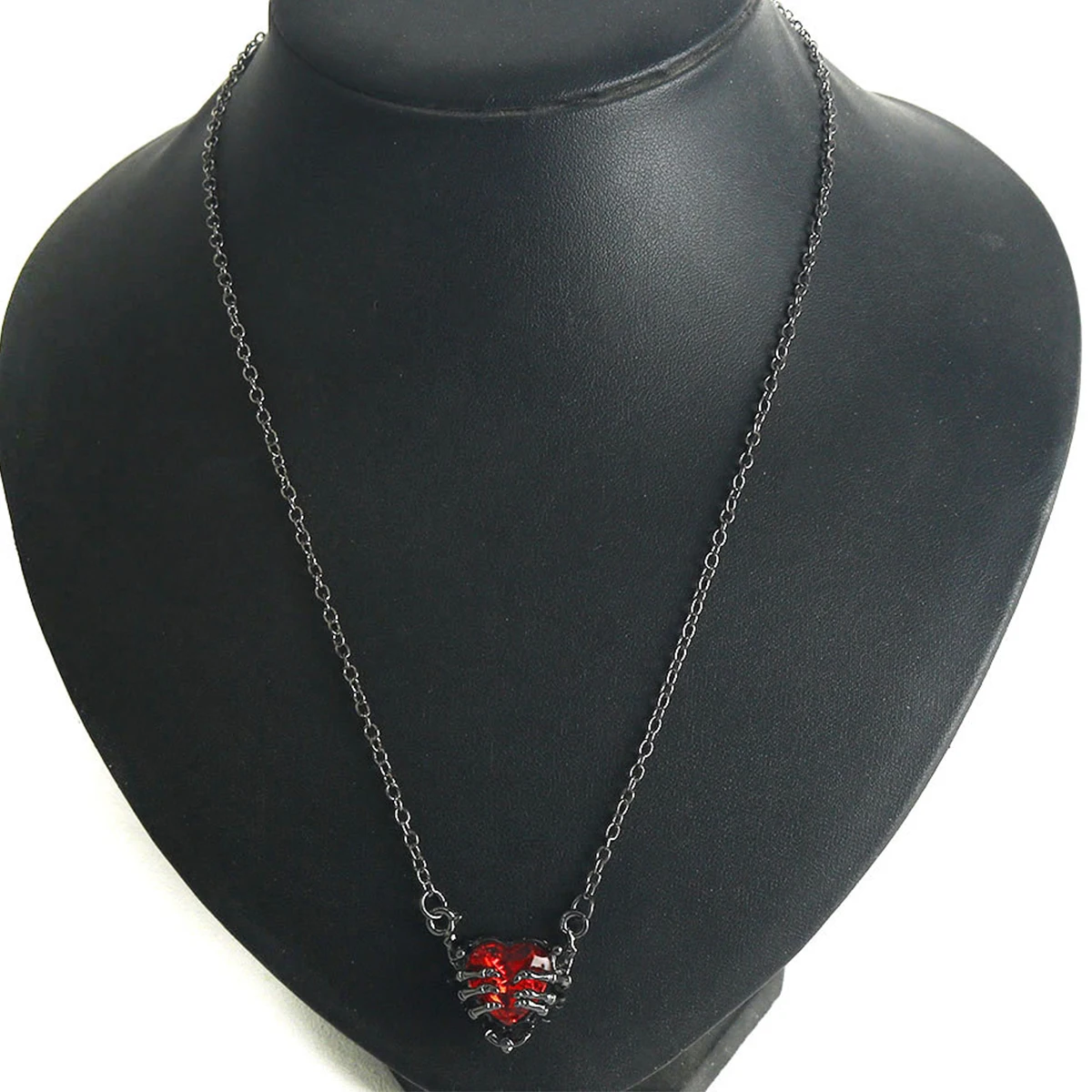 القوطية الشرير الجمجمة مخلب الحب قلادة قلادة الرجعية الإبداعية للجنسين سترة سلسلة مجوهرات عصرية اكسسوارات هدية لصديق