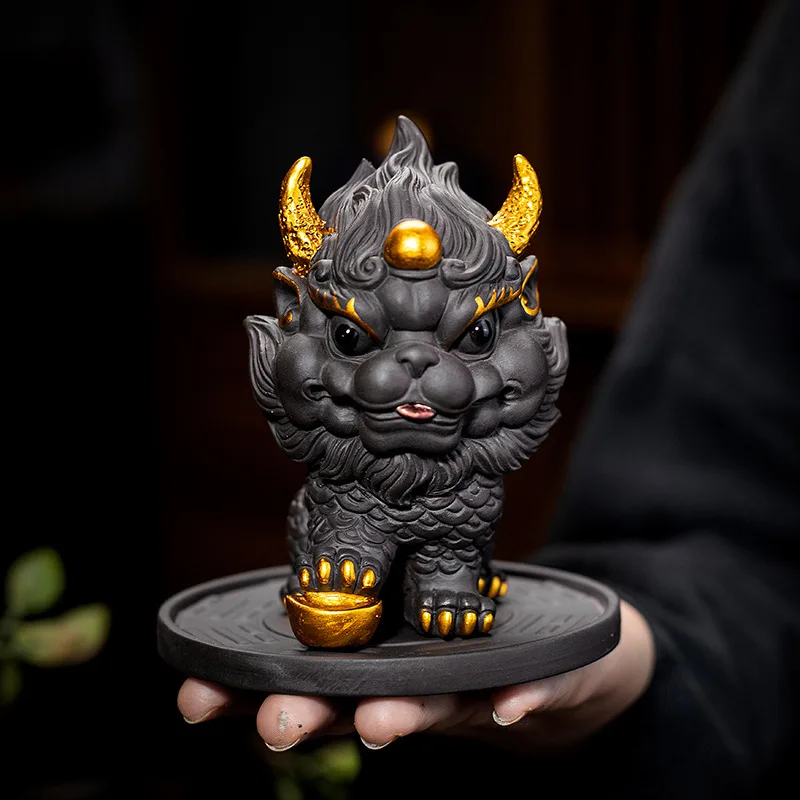 Tea Pet Purple Sand Kylin Divine Beast Brave Troops Handmade Tea Pet Ornaments Tea Ceremony Accessories