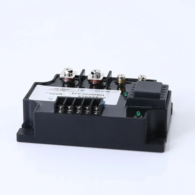 Fully isolated single-phase AC voltage regulator module 0-5V/10V/4-20MA/220V /380V