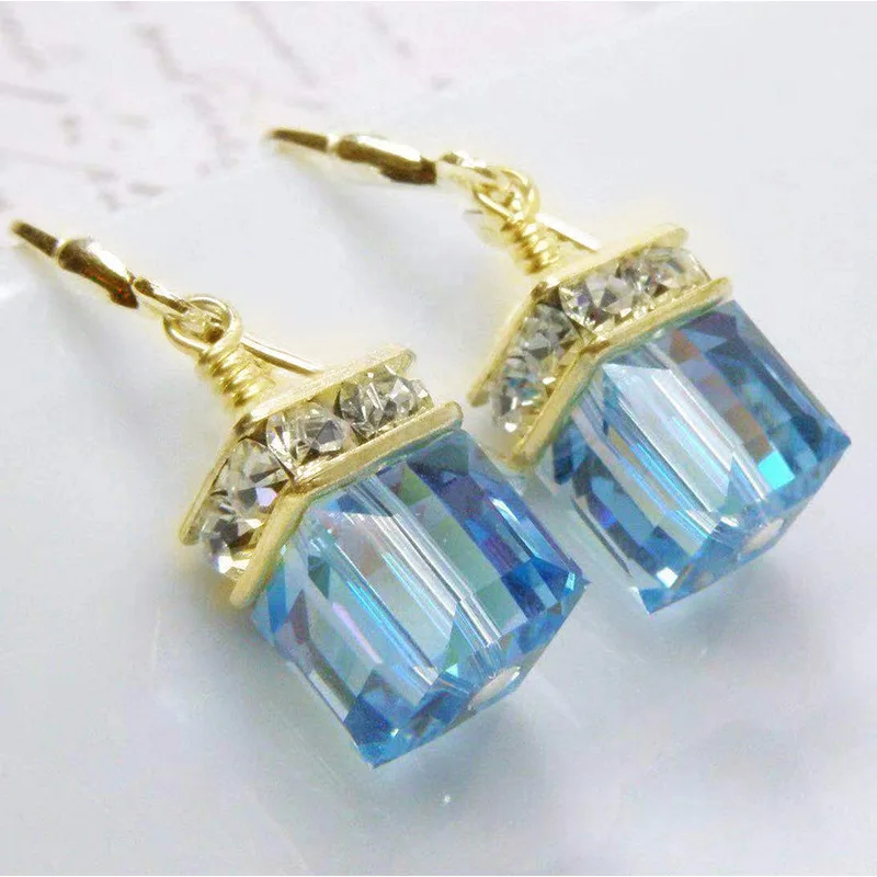 Lake Blue Water Drop Cubic Zirconia Earrings Women\'s High Quality Luxury Wedding To Attend The Banquet Shiny Jewelry Wholesale