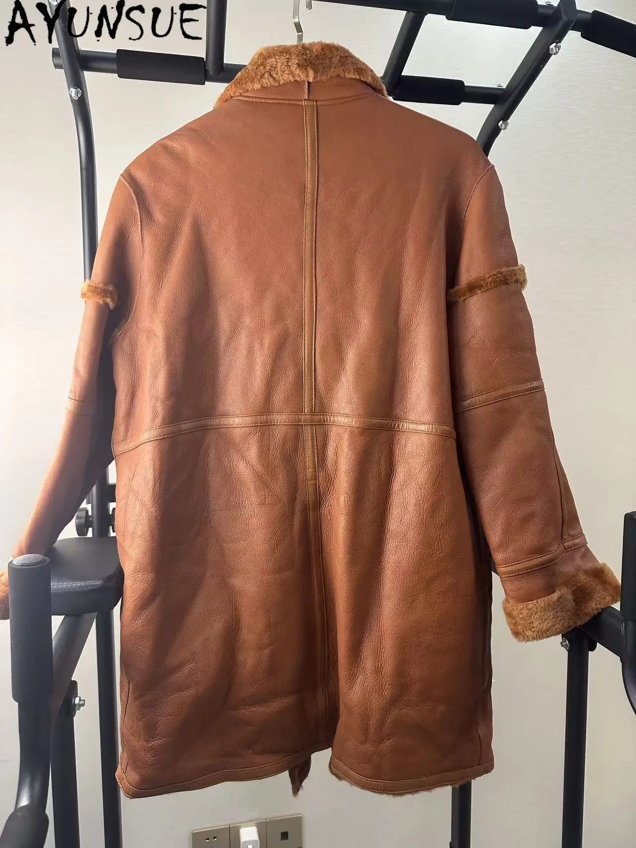 سترة من فراء جلد الغنم الطبيعي من AYUNSUE ملابس شتوية للنساء معاطف نسائية دافئة تعزيز فريد من نوعه عيوب صغيرة لا استرداد لا تبادل #3