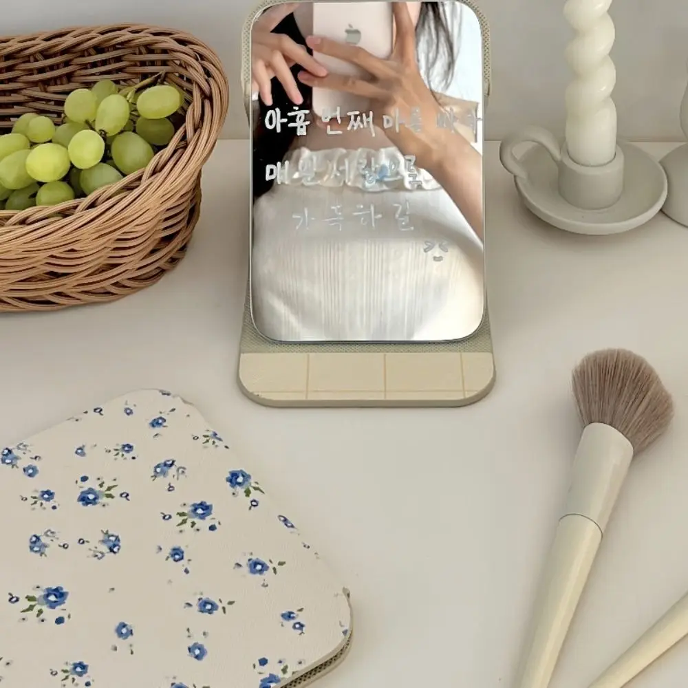 Suporte de mesa de couro do plutônio espelho compacto espelho cosmético flor dobrável espelho de maquiagem leve delicado espelho de vaidade quarto