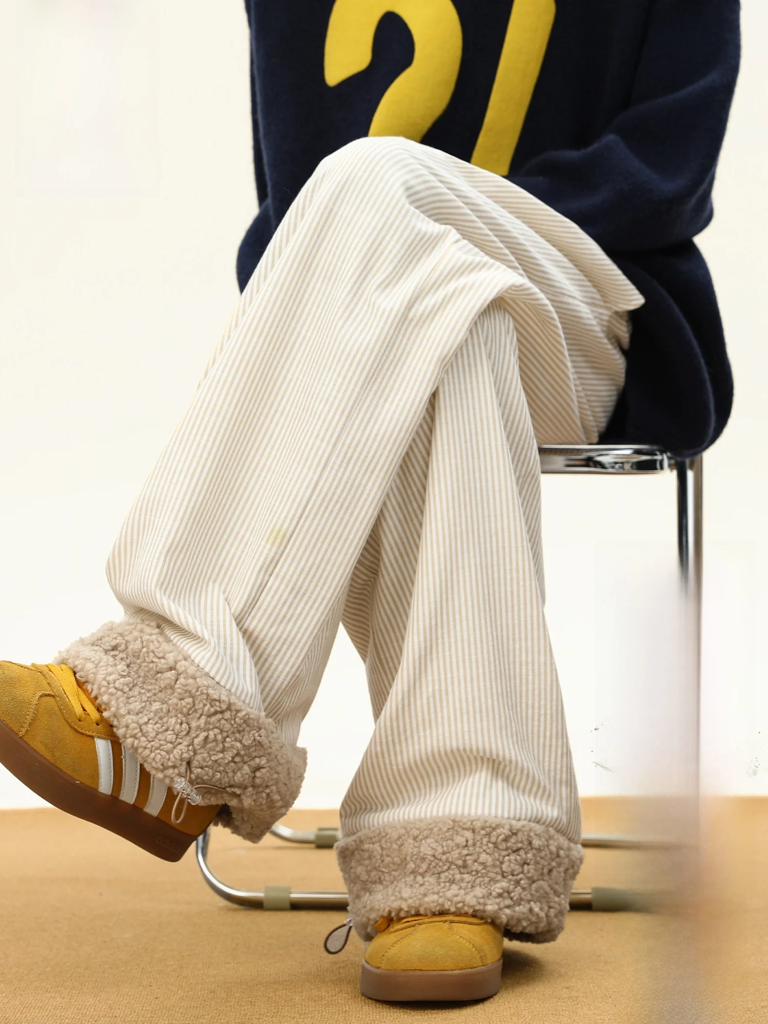 

PaulFrank Men's Thiened Straight Leg Casual Pants American Stripe Lamb Velvet Wide Leg Long Trousers Spring Leisure Pants