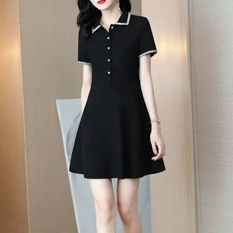 2024 New Summer Elegant Hepburn Style Fashion Trend Color Block Flip Collar Button Waist Slim Small Fragrant A-line Dress