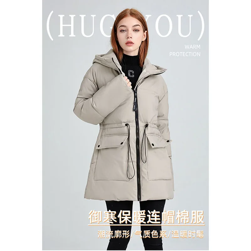 انفجارات أوروبا محطة أسفل سترة النساء سترات 2025New الدافئة القطن معطف مبطّن الإناث موضة معطف مقنع ملابس خارجية طويلة