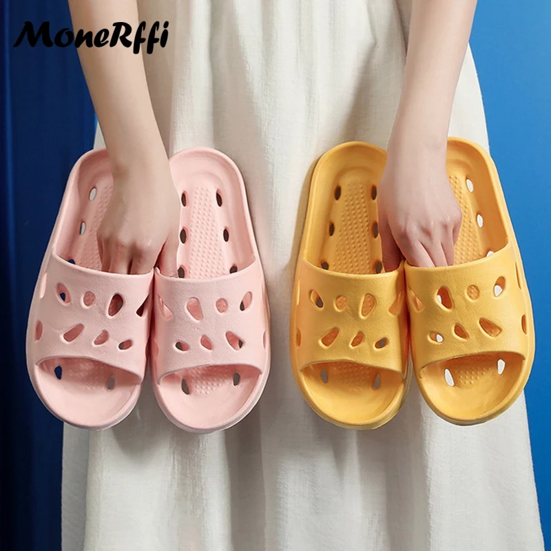 Summer Cloud Slippers Women Men Flip Flops Beach Sandals Bathroom Non-Slip Slides Women Slippers Indoor House Shoes Man Slipper