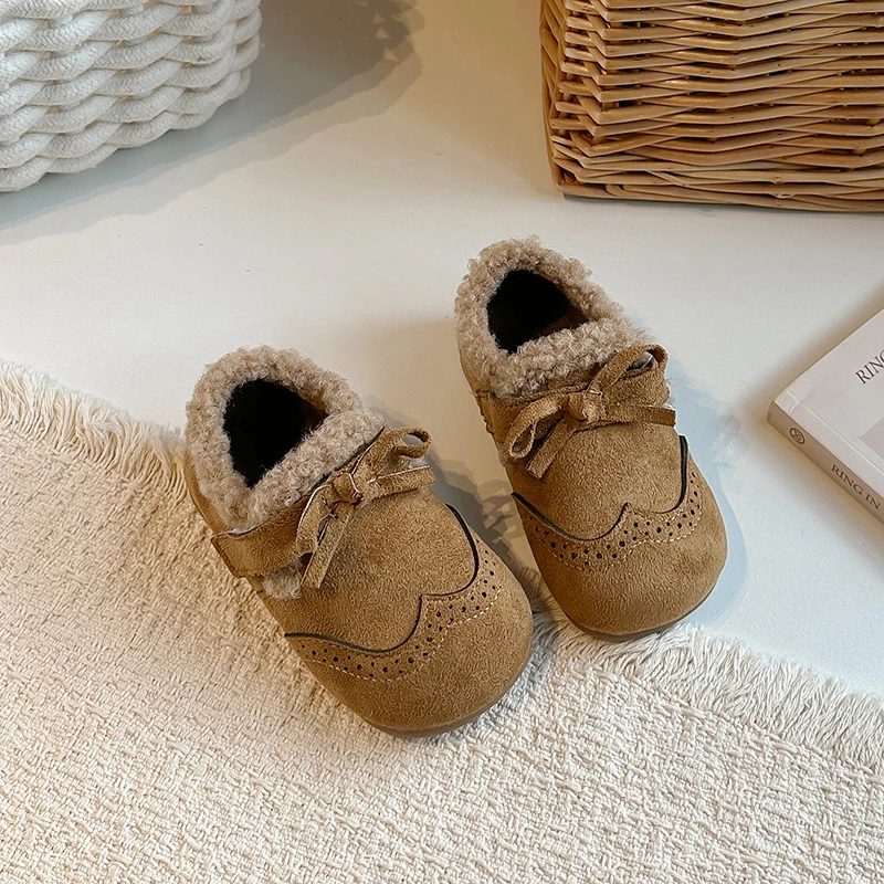 Girls Cozy Plush Suede Leather Shoes with Cute Bow 2026 New Winter Kids Warm-lined Loafers Non-slip Trendy School Party Dress Up