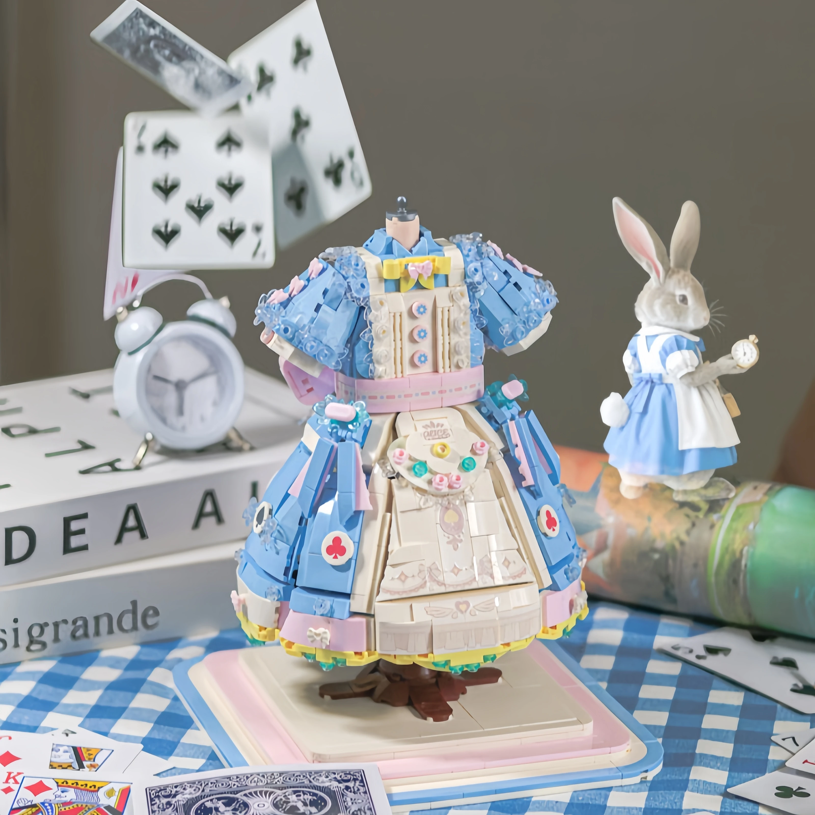 

Kawaii Lolita Building Block Second Element 3D DIY Girl Dress Model Micro Mini Brick Figures Toys For Girls Birthday Gift