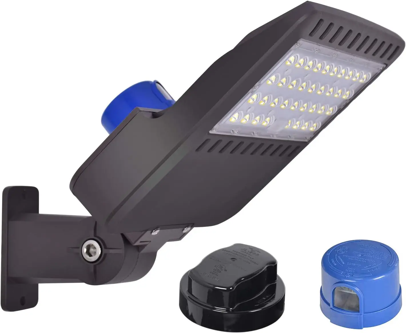 

150W LED Street Light, 22,500LM 5000K Daylight White, Replaces 1500W Halide, AC100-277V, Dusk-to-Dawn Photocell, Shoebox Pole Li