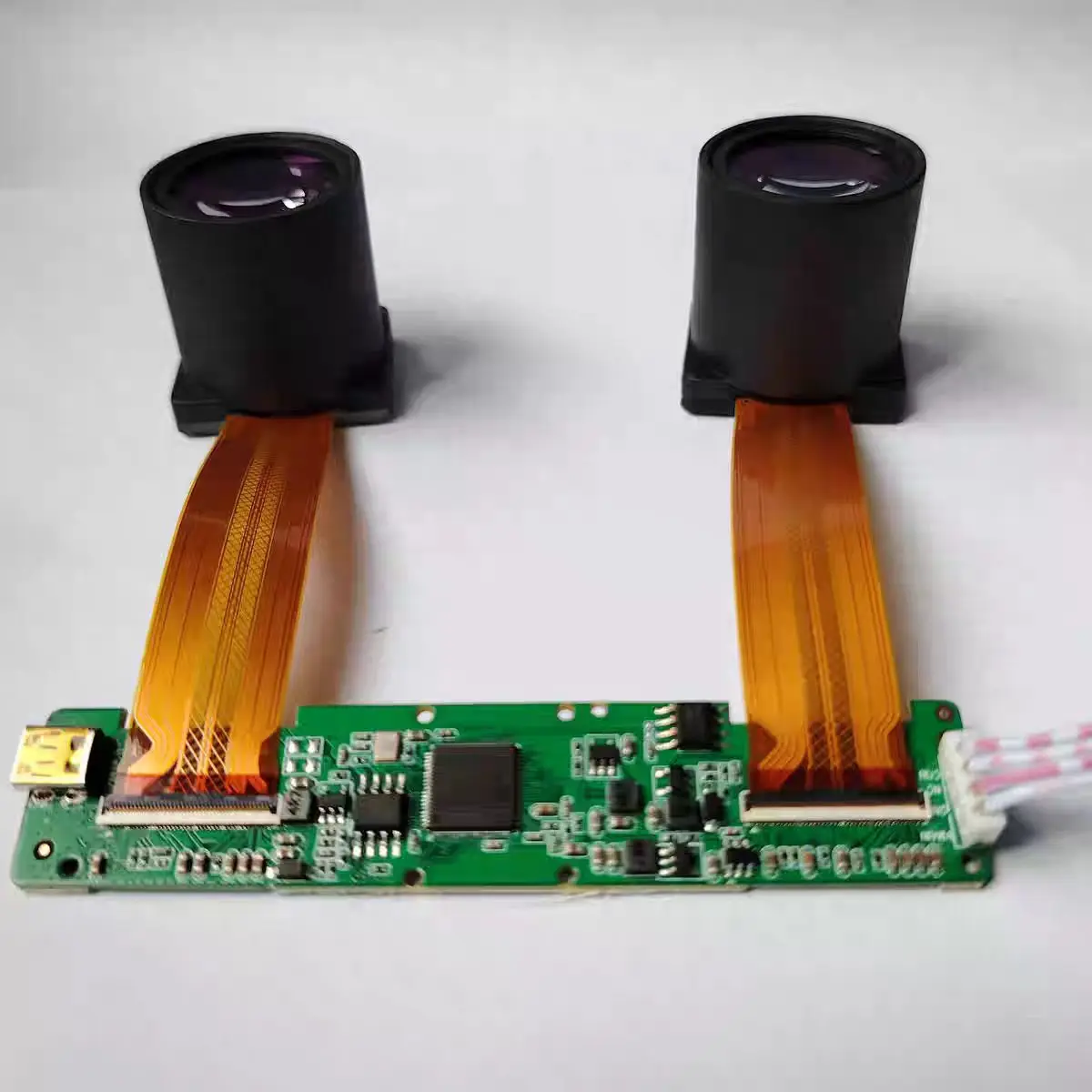

Ecx335AF 0.71 Inch 1920×1080 Resolution Oled Displaysmall Amoled Dual Screenwith Board For Hmd Ar/vr
