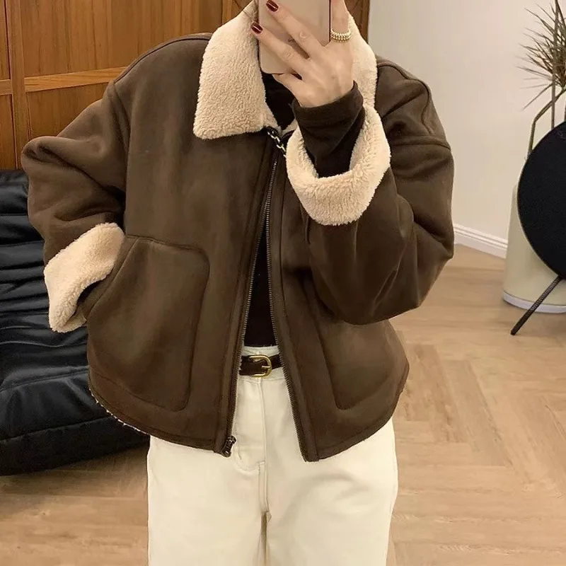 

Women Autumn Winter Thickened Loose Fit Lamb Fur Jacket Fashion Warm Laple Big Poket Short Motorcycle Jacket Female Casual Coats