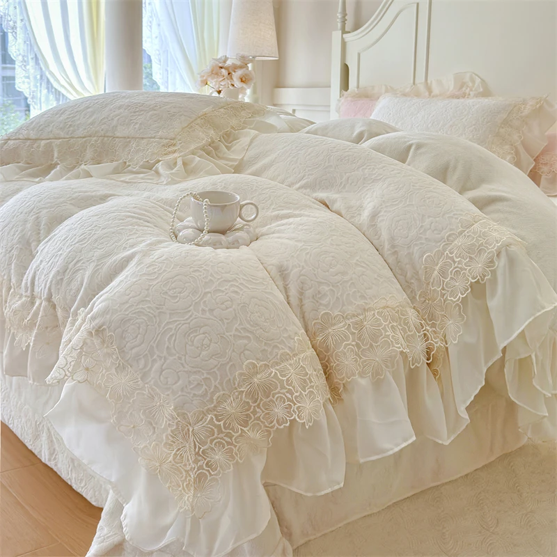 Romantic Lace Ruffles Princess Style Bedding Set Carved Velvet Warm Winter Duvet Cover Flat/Fitted Bed Sheet Pillowcases 4Pcs