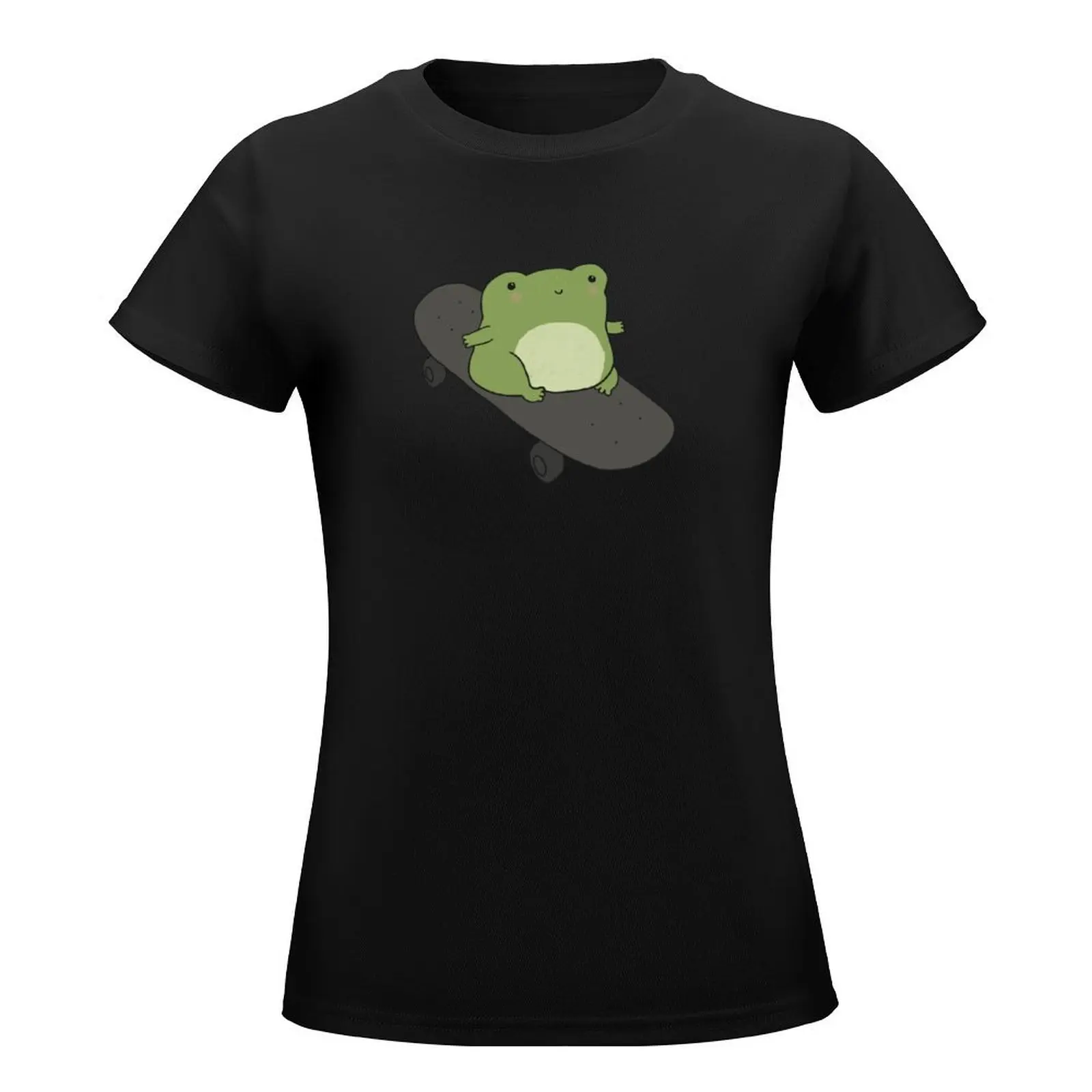 Kawaii Cottagecore Skateboarding Frog: Skater Gift for Kids, Youth, Teens, Juniors, Boys, and Girls Who Love Froge Sport T-Shirt