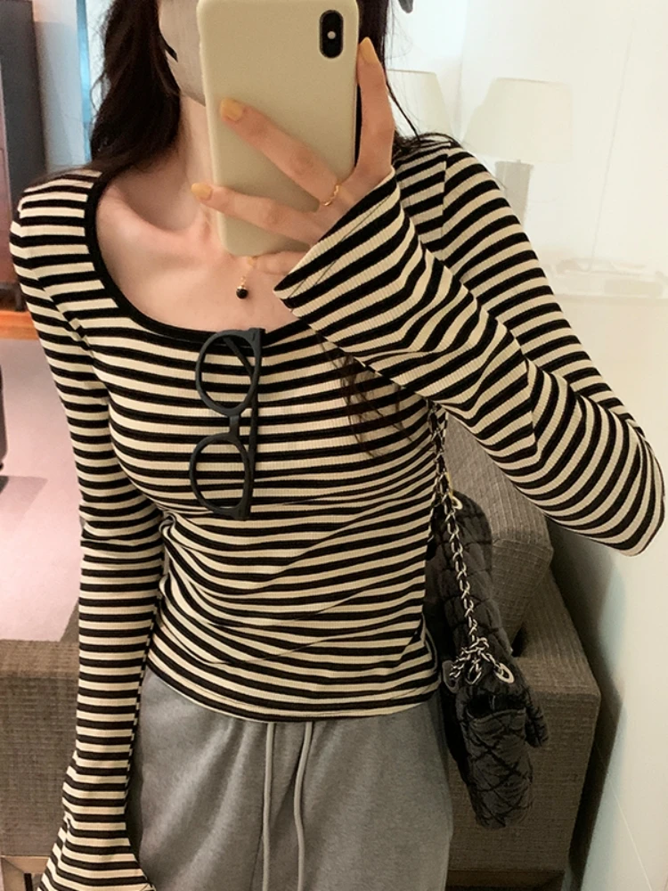 

Корейская цветная блузка, облегающая женская футболка с квадратным воротником, длинная Sve Base irt, простая тонкая внутренняя одежда, осенний сезон