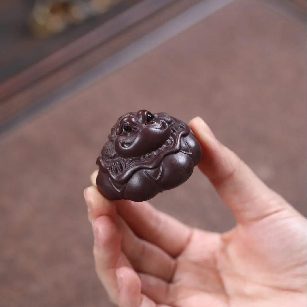 

Fortune-Attracting Golden Pixiu Purple Clay Tea Pet Masterpiece Handmade By Liu Fengjun Premium Three-Legged Toad Ornament