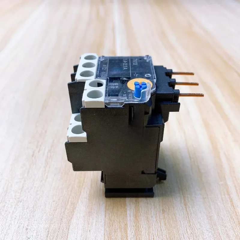 Thermal Overload Relay TK13 1.4-2.1A Slightly Used Fully Functional for FUJI Motor Protection Repair Spare Part