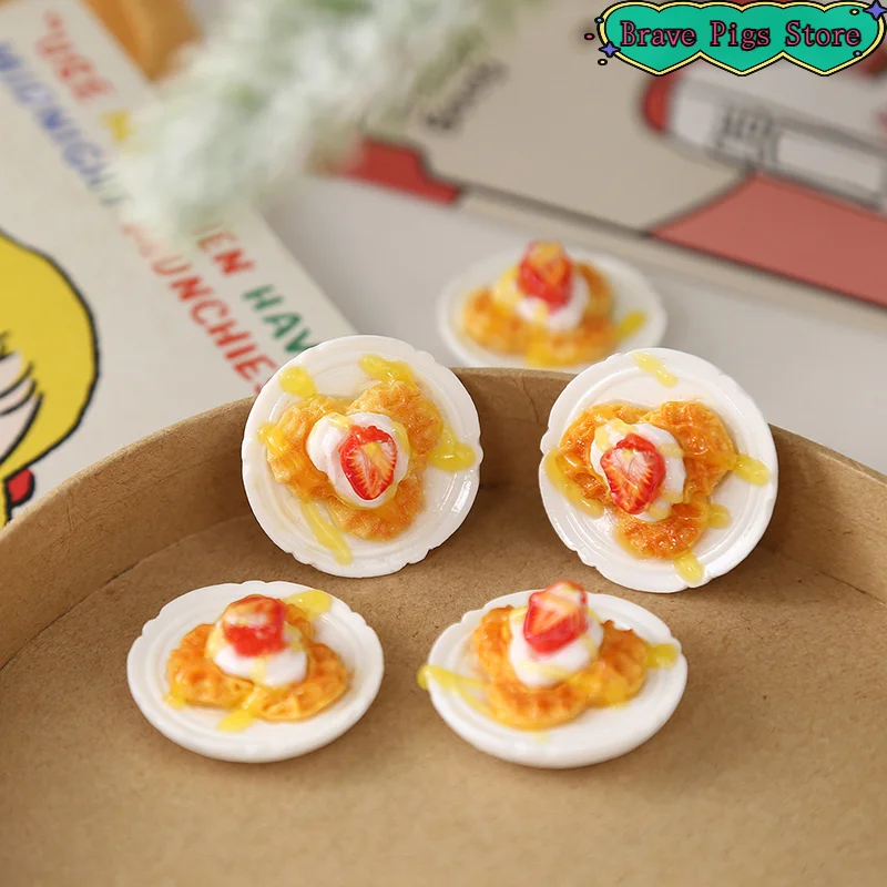 4PCS Miniature Strawberry Waffle Cake Model Simulation Food DIY Kitchen Accessories Resin Decoration