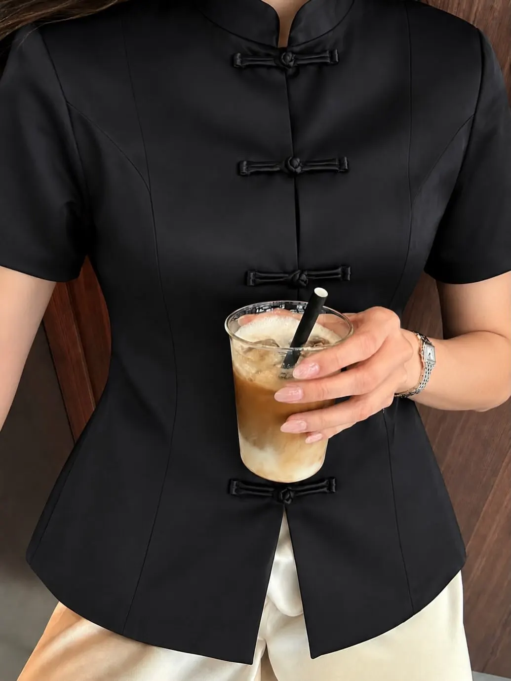Slim Fit Black Silk Short Sleeve Stand Collar Chinese Style Top Vintage Retro Summer New Minimalist Cold Tone Waist Cinching