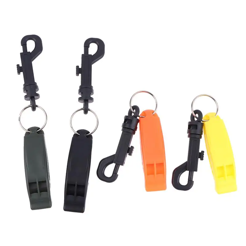 2 قطعة 4 ألوان البلاستيك صافرة الطوارئ سلامة صفارة إنقاذ إشارة صافرة مع هوك للتخييم في الهواء الطلق التنزه