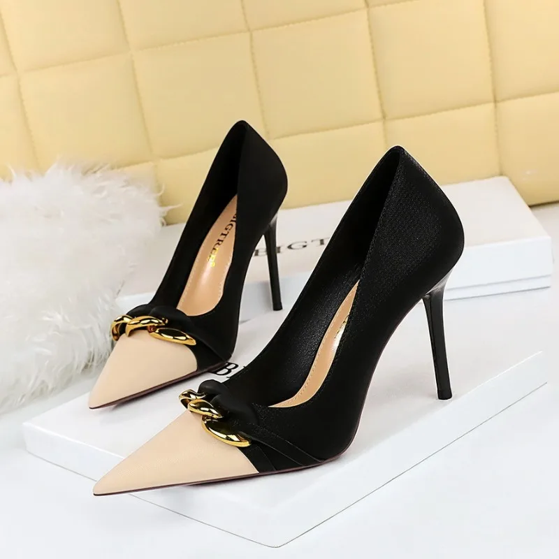 

10cm High Quality Women's Pumps and Heels Fashion Banquet Pointed Suede Thin Heels Designer Metal Chain Decorative Women's Shoes