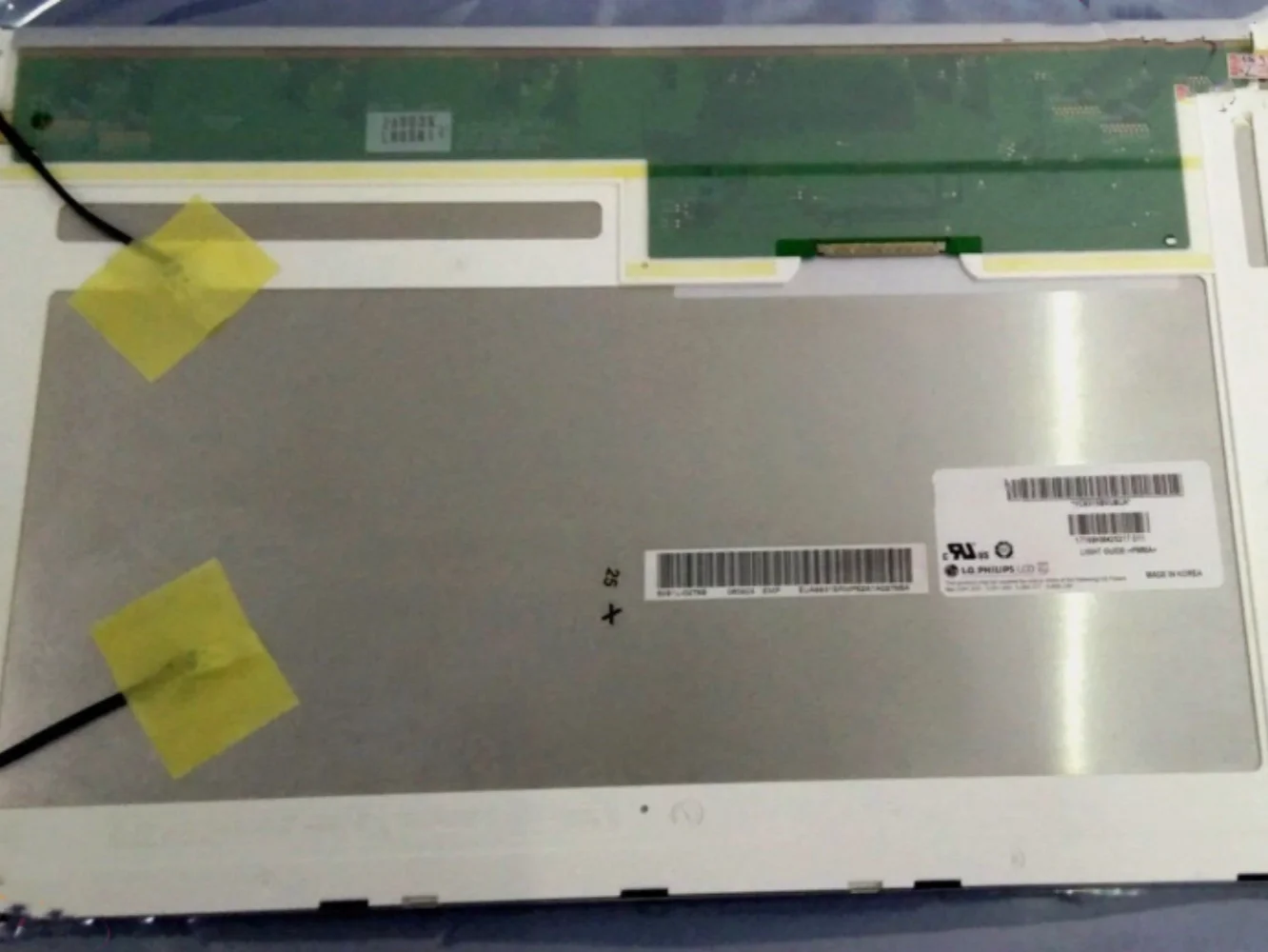 

LM171W02-TLB1 LCD Display Screen