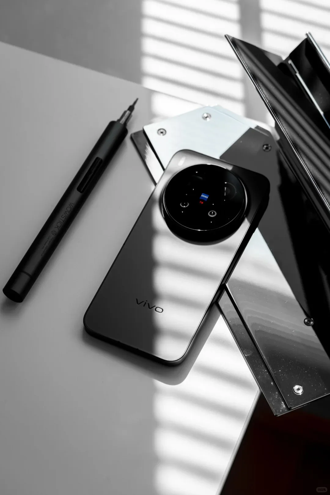 VIVO X300 Pro 5G Smartphone Dimensity 9500 6.78″AMOLED Display 6510mAh 90W FlashCharge 200MP ZEISS APO Telephoto Camera NFC OTG