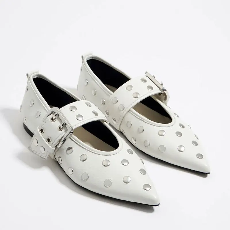 

Catwalk Rivet Strap Buckle Flats Soft Leather Black Pointed Toe Ballet Shoes Niche Large Size Women Shoes