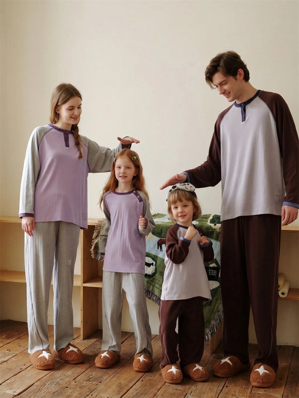 Unisex Warme Plüsch-Hausschuhe mit Sternenmuster, Rutschfeste Flauschige Fleece-Gefütterte Indoor-Hausschuhe für Damen, Pilz-Hausschuhe – Detail 3