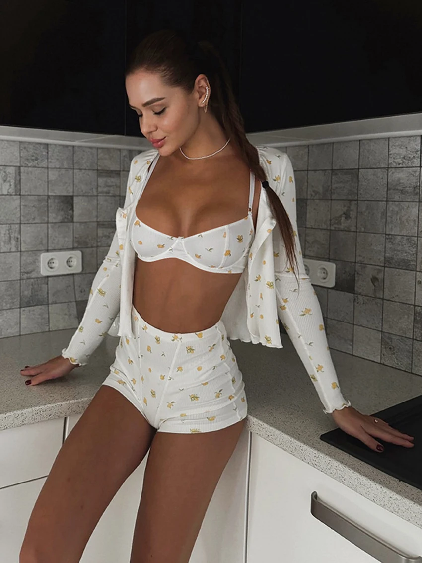 Marthaqiqi Printing Femme Sleepwear Set Long Sleeve O-Neck Pajama Lingerie Crop Top Nightie Shorts Causal Nightwear 3 Piece Suit