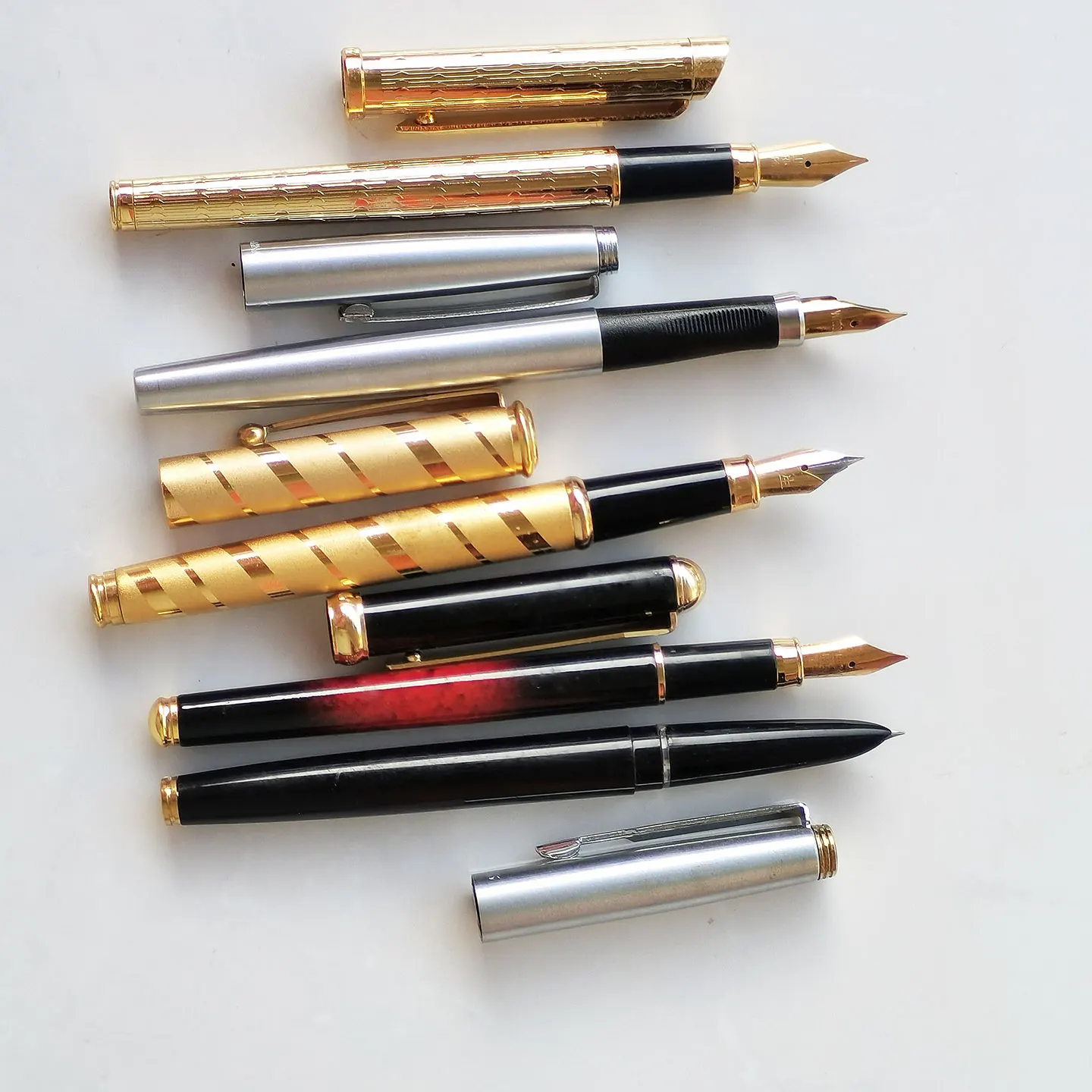 

5 ручек-новый старый запас Yong Sheng перьевая ручка F наконечник аэрометрический наполнитель канцелярские принадлежности офисные школьные принадлежности письмо подарок 1990-х годов