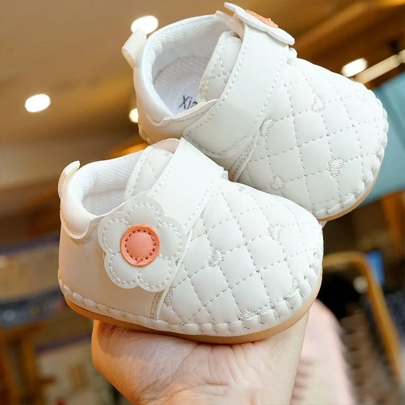 0-1 Years Old Baby Toddler Walking Shoes Soft Sole Non Slip Anti Drop Breathable Beginner Walker Shoes Spring Autumn