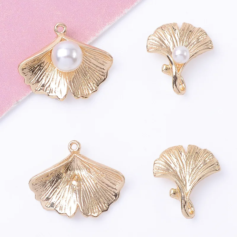 

100Pcs sets commuter temperament women's necklace bracelet color retention hanging pearl-plated apricot leaf pendant spot