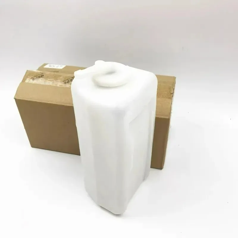 Excavator AccessoriesSubtank Pay Bottle for Lovol 60/65 SUNWARD 70 Yuchai 35/60/85-7-8