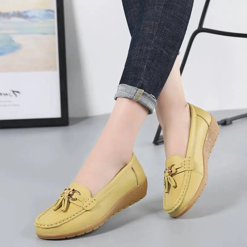 Women Loafers 2022 Soft Bottom Flat Shoes Plus Size Breathable Casual Sport Shoes PU Non Slip Vulcanize Shoes Sapatos Femininos