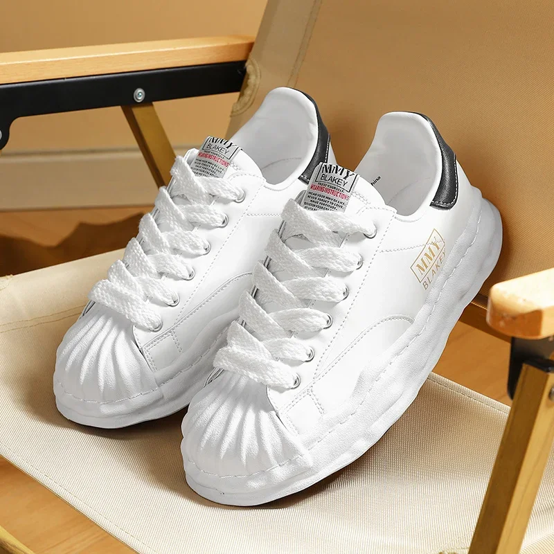 Summer Comfortable and Lightweight Canvas Thick Sole Heightened Small Whiteboard Shoes 2024 New Edition