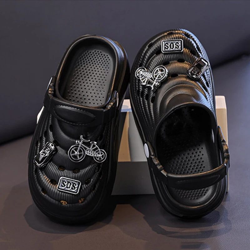Children Slippers Garden Clogs Shoes Kids Sandals Cave Shoes Summer Outdoor Beach Slipper Closed Toe Non Slip Sandals Hole New